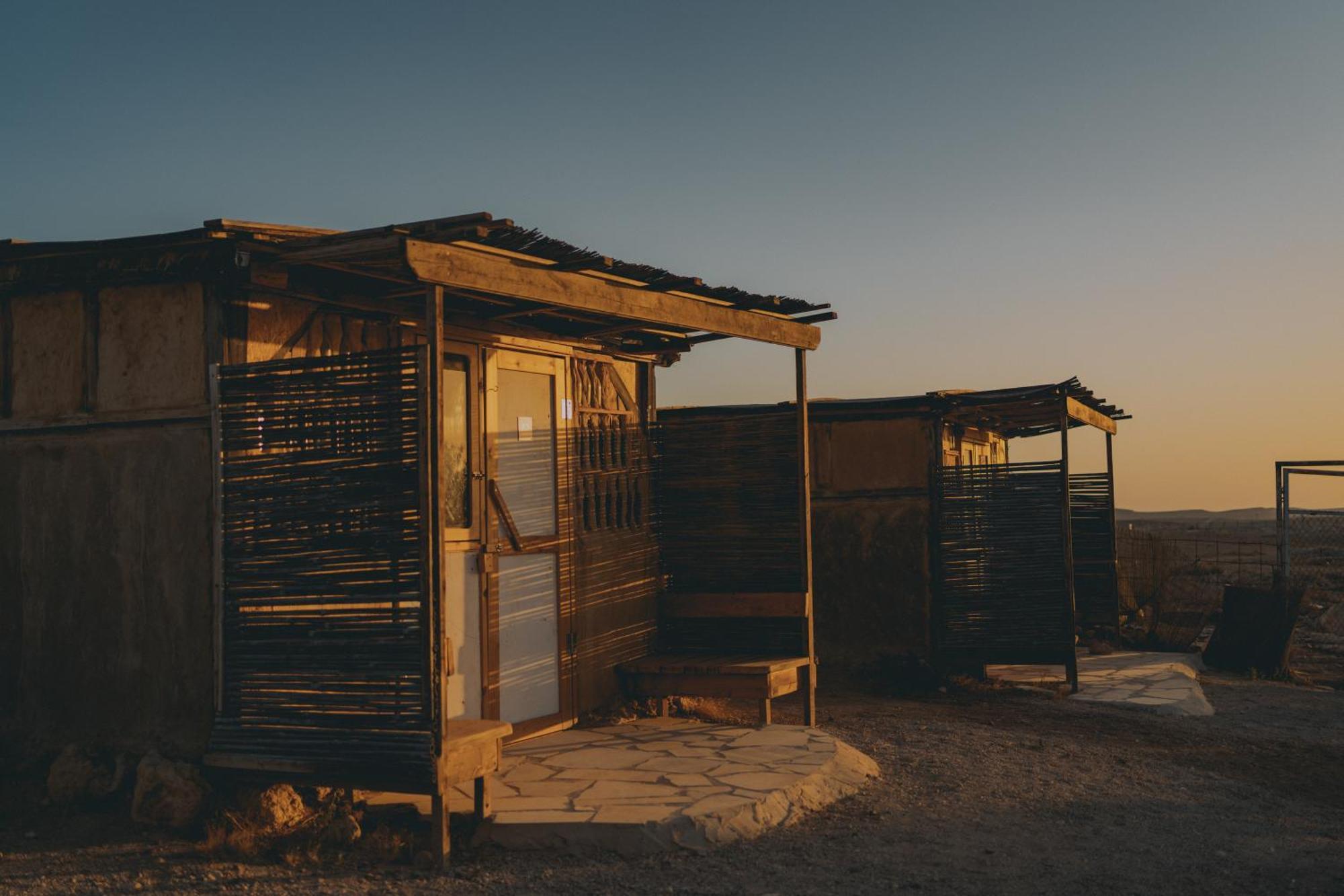 ミツペ・ラモン Desert Shade Camp חוות צל מדברヴィラ エクステリア 写真